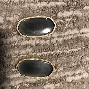 Kendra Scott Jewelry - Kendra Scott Danielle earrings Kendra Scott Jewelry - Kendra Scott Danielle earrings